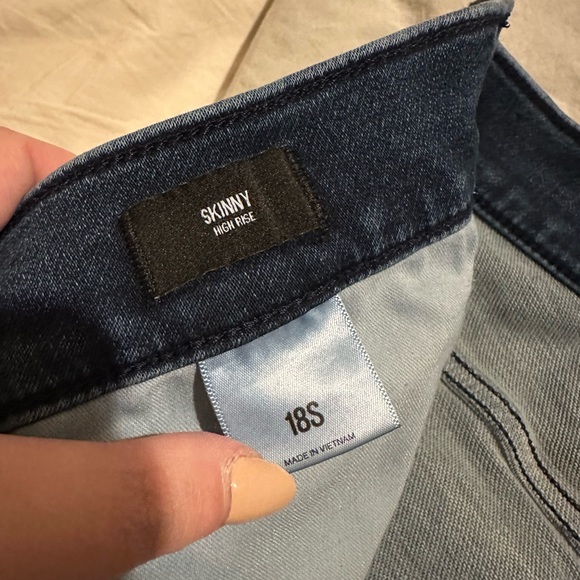 Express High Rise Skinny Jeans - Picture 2 of 3